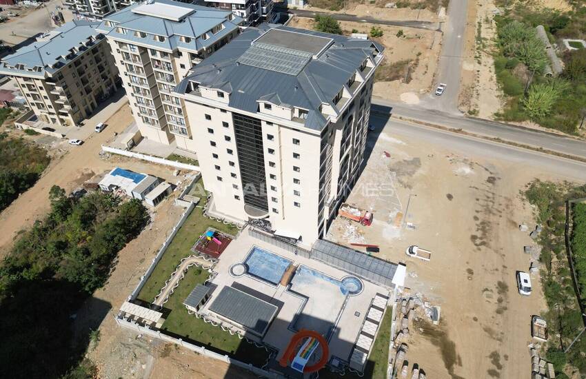 شقق استثمارية في مجمع السكني في محمودلار الانيا 30