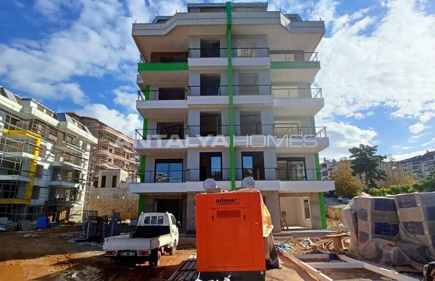 Sea View Flats in a Complex with Swimming Pool in Alanya Oba 23