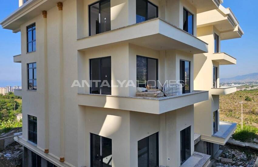 Alanya'da Otel Konseptli Site İçinde Ferah Daireler 31