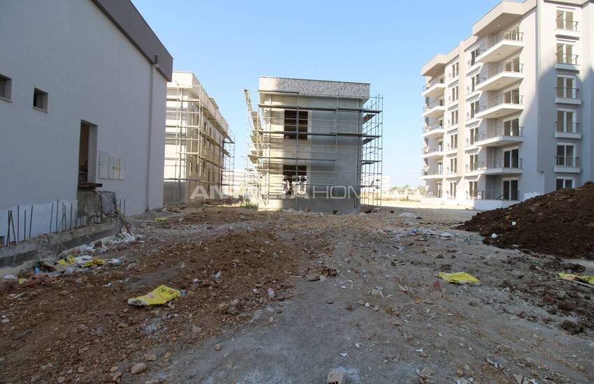 2+1 Apartment Suitable for Investment in Antalya Altıntaş 18