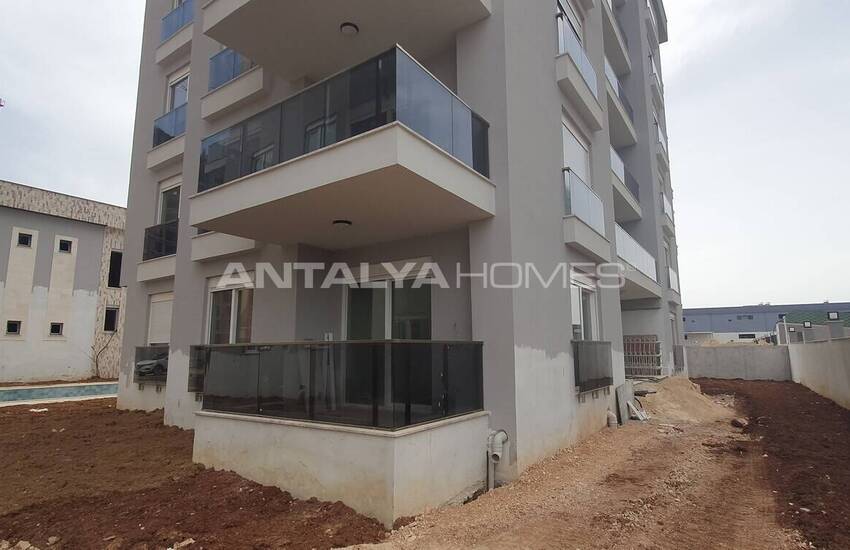 2+1 Apartment Suitable for Investment in Antalya Altıntaş 16