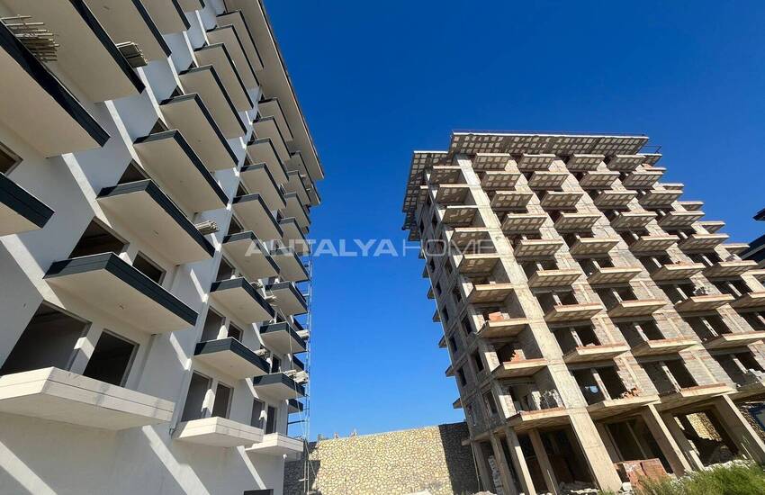 Alanya Avsallar'da Plaja Yakın Lüks Site İçinde Daireler 13