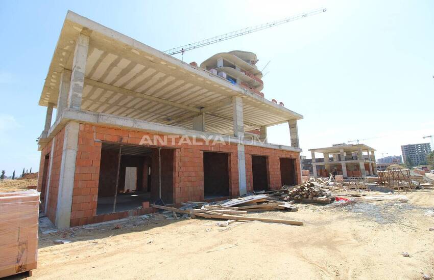 Semi-detached Villas in a Comprehensive Complex in Altintas 8