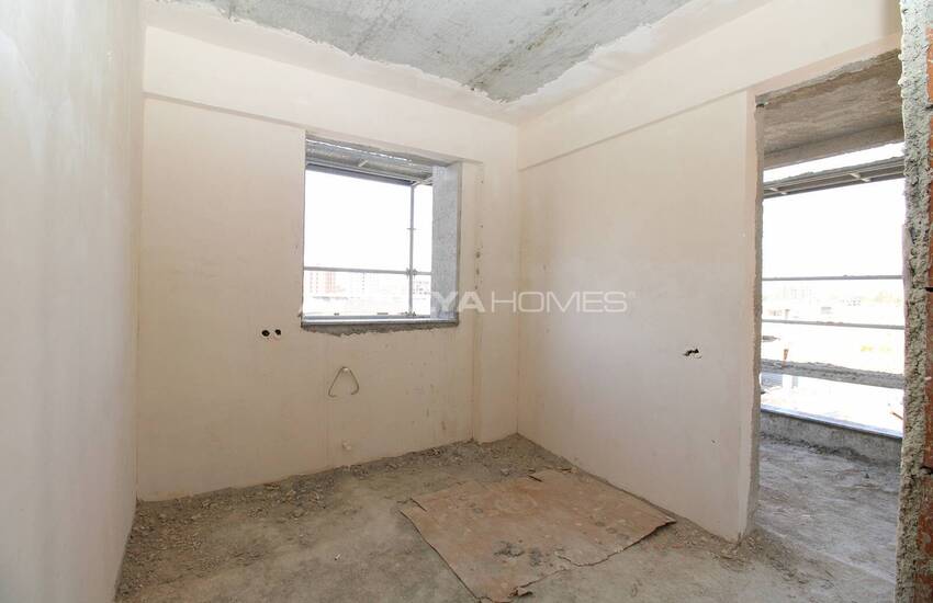 Functional Flats on a Main Road in Antalya Altintas 24