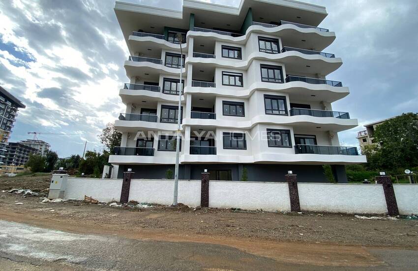 Alanya Mahmutlar'da Sosyal İmkanlı Projede Satılık Daireler 14