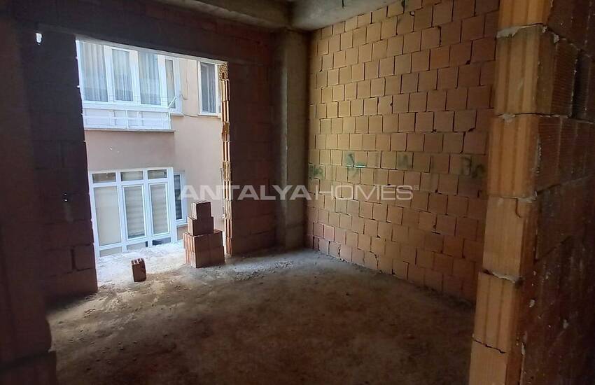 New Build Real Estate with Car Park in Isiklar Caddesi Antalya 12