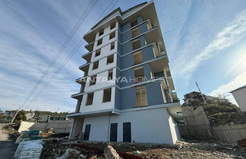 Alanya Demirtaş'ta Sosyal Aktiviteli Projede Sıfır Daireler 22