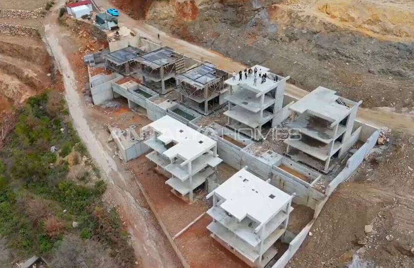 خانه های مستقل با چشم انداز دریا و استخر در آلانیا، تپه 23