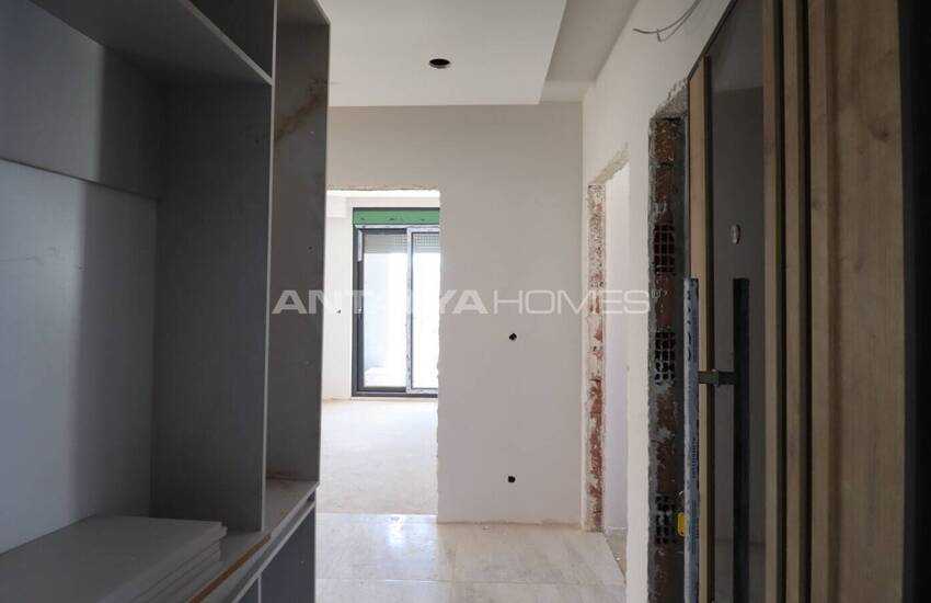Investment Real Estate Suitable for Residence Permit in Altintas 20