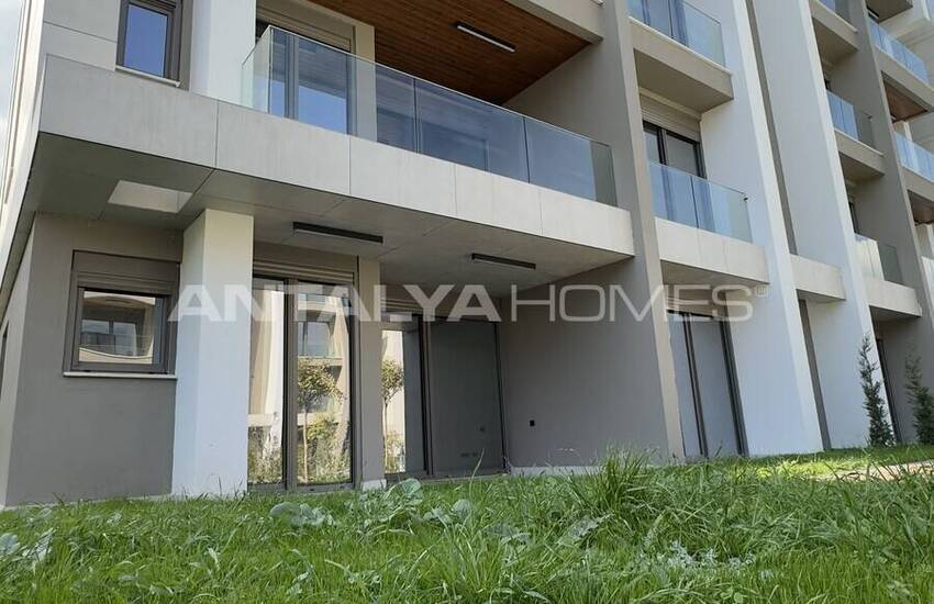 Eleganta Lägenheter I Ett Komplex Med Garage I Antalya Konyaalti 16