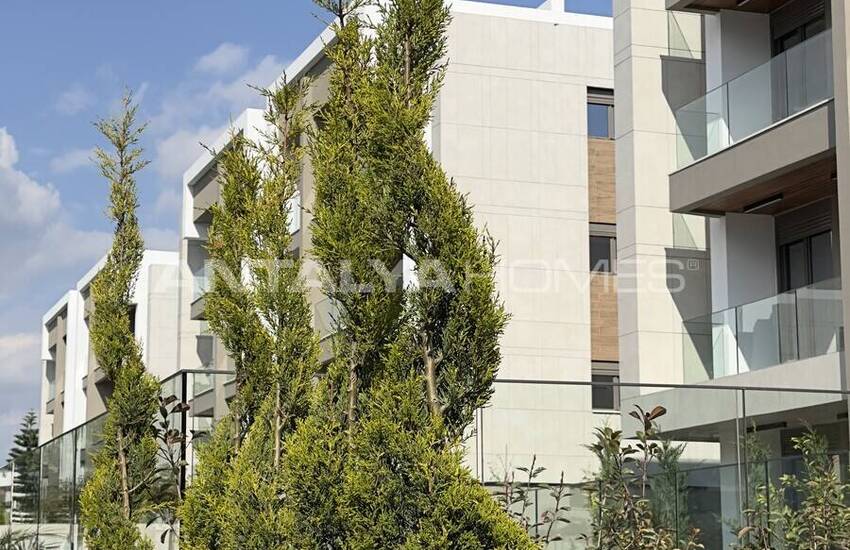 Eleganta Lägenheter I Ett Komplex Med Garage I Antalya Konyaalti 19