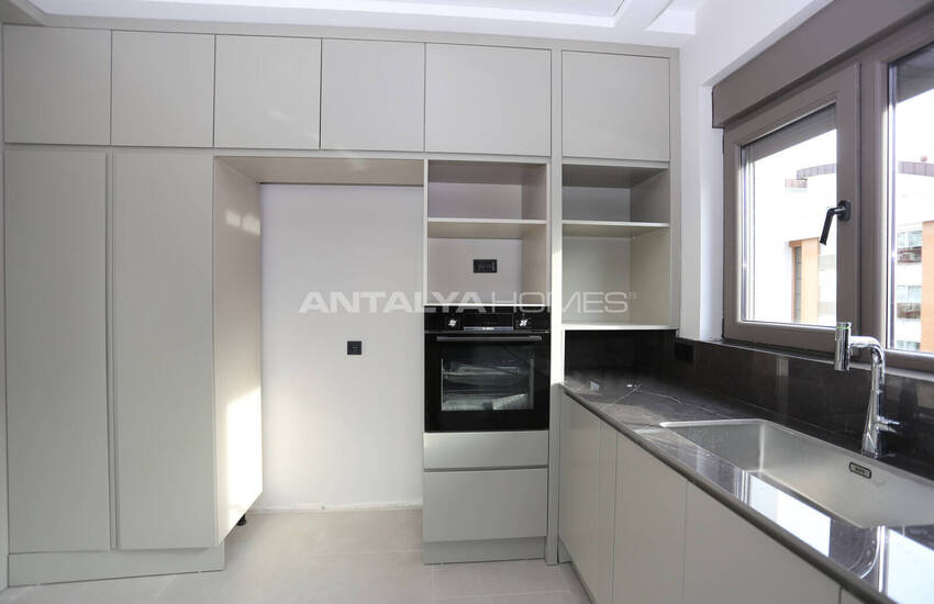 Eleganta Lägenheter I Ett Komplex Med Garage I Antalya Konyaalti 28