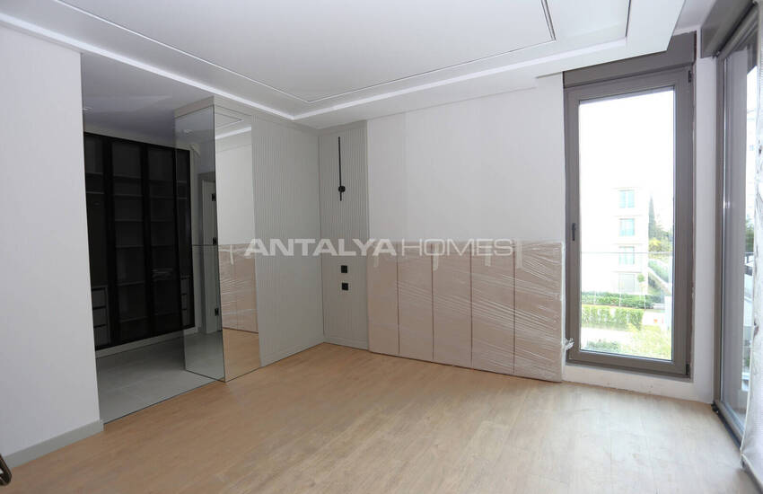 Eleganta Lägenheter I Ett Komplex Med Garage I Antalya Konyaalti 34