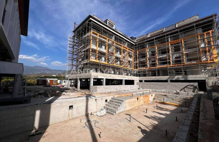 Modern Flats in a Rich Featured Complex in Oba Alanya 30