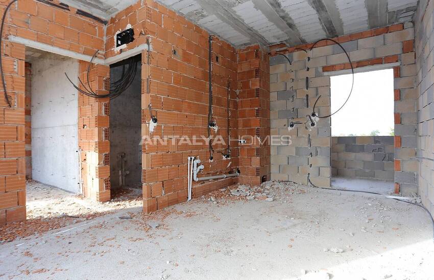 Vastgoed In Een Complex Met Zwembad Nabij Het Winkelcentrum In Kepez 7