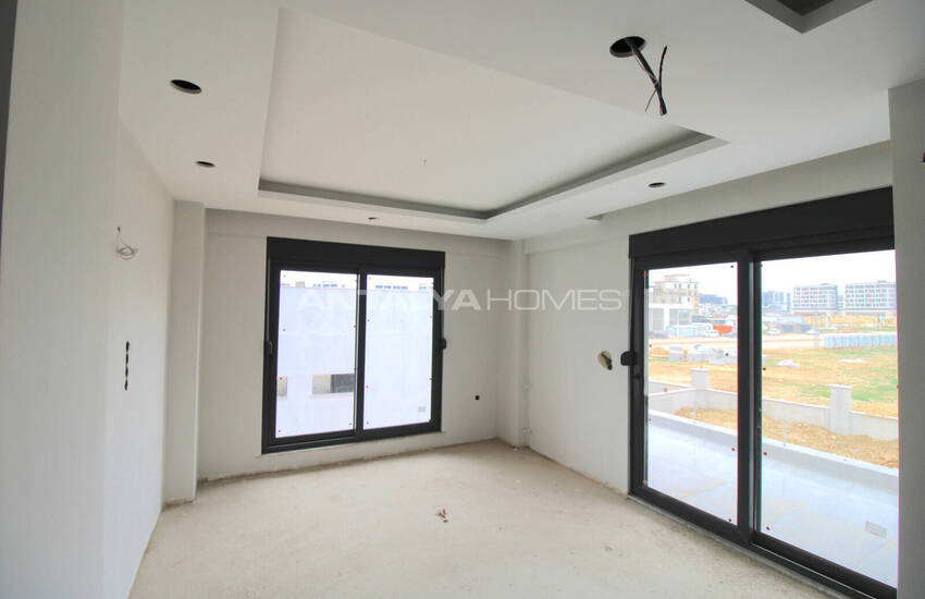 Appartements Près De La Plage À L'aéroport À Aksu Altintas 25