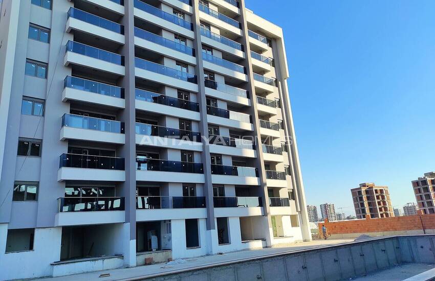 Spacious Apartment Close to the Beach in Altintas Aksu 5