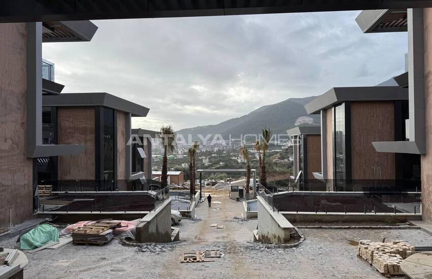 New Triplex Houses with Private Pool in Alanya 16