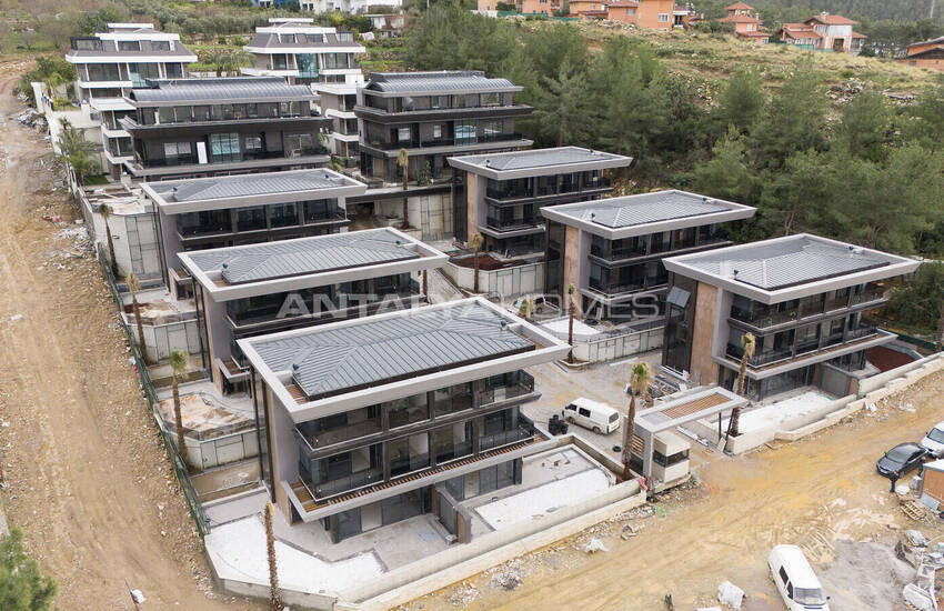 New Triplex Houses with Private Pool in Alanya 13