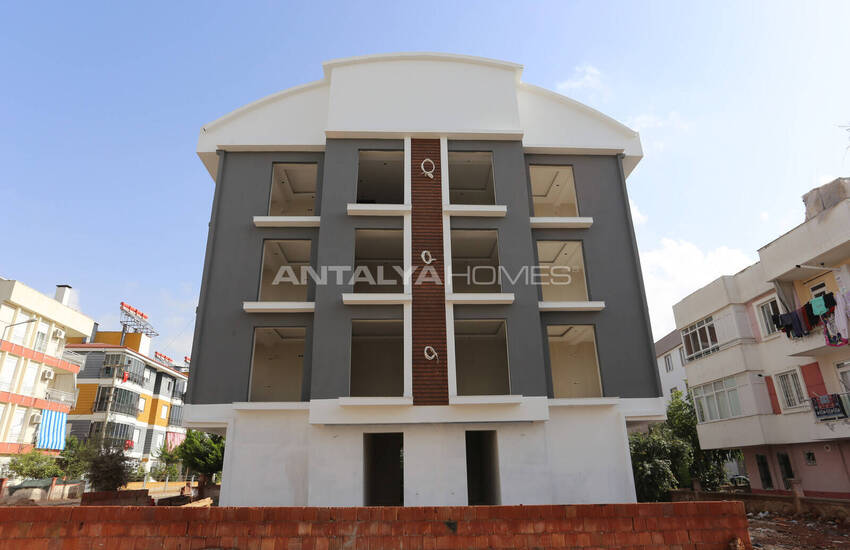 شقق جديدة قريبة من الجامعة والمواصلات العامة في مديرية كيبيز 8