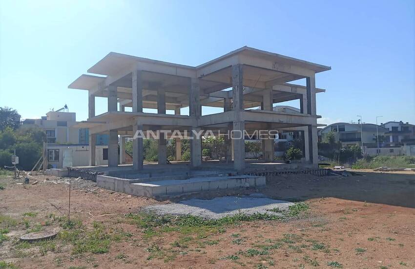 Kundu'da Lara Plajı'na Yakın Müstakil Yaşama Uygun Villa 34