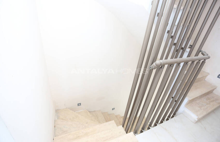 Half Vrijstaande Huizen Met Lift In Antalya Dosemealti 39
