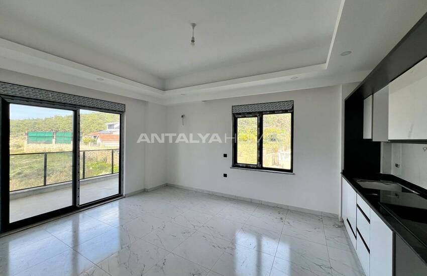 Avsallar'da Deniz ve Şehir Manzaralı Satılık Lüks Daireler 23