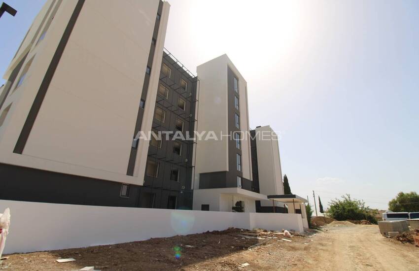 شقق بغرفة كبيرة على الطريق الرئيسي في أنطاليا ألتيناش 22