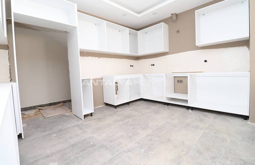 Onroerend Goed Met Privézwembad In Antalya Dosemealti 15