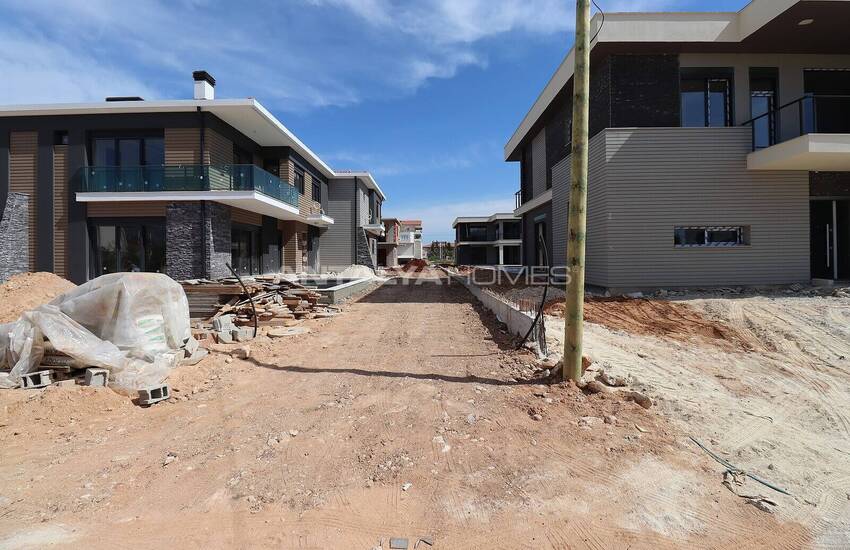 Onroerend Goed Met Privézwembad In Antalya Dosemealti 23