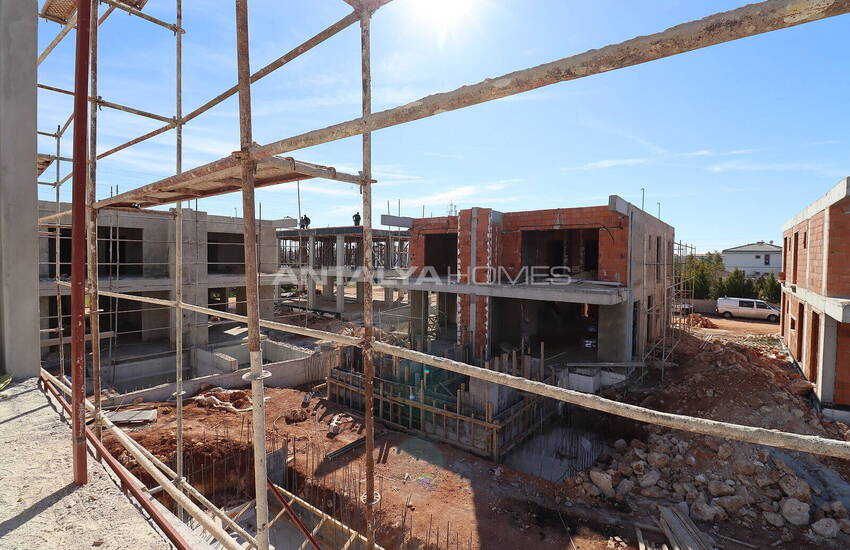 Villor Med 4 Sovrum Och Privata Pooler I Antalya Dosemealti 51