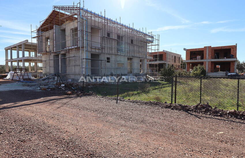 Villor Med 4 Sovrum Och Privata Pooler I Antalya Dosemealti 36