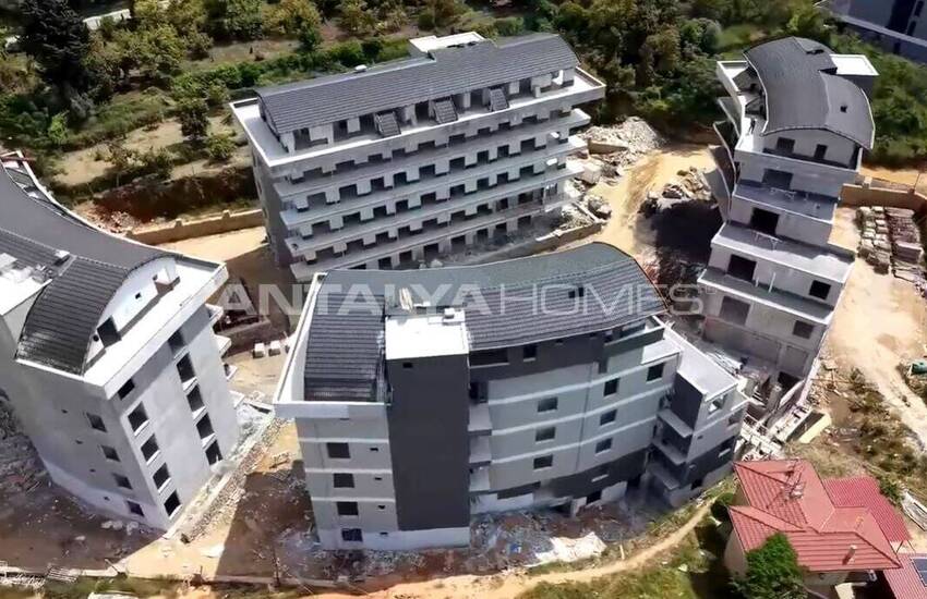 Alanya Oba'da Şehir ve Doğa Manzaralı Satılık Daireler 43