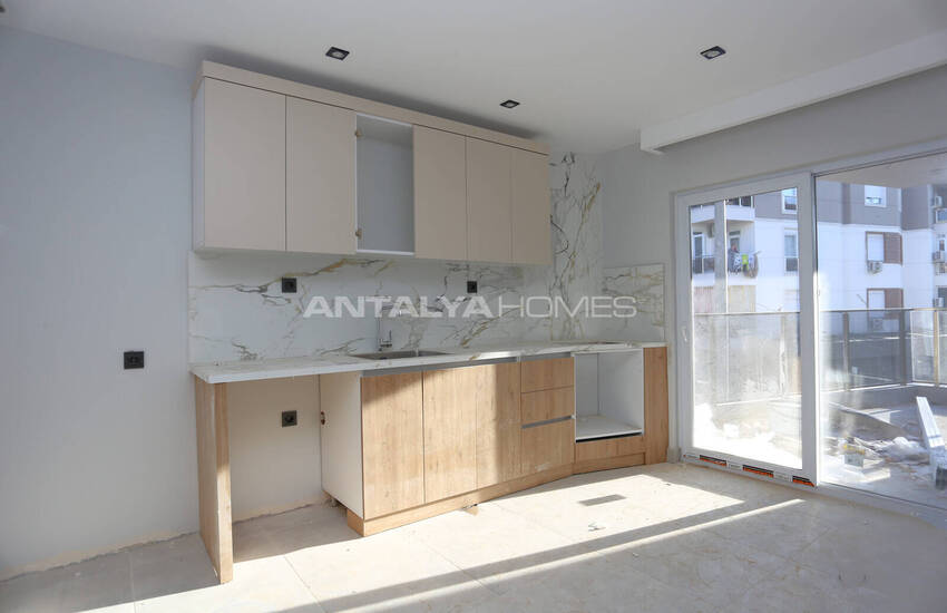 شقق بالغاز الطبيعي قريبة من البحر في مراد باشا 8