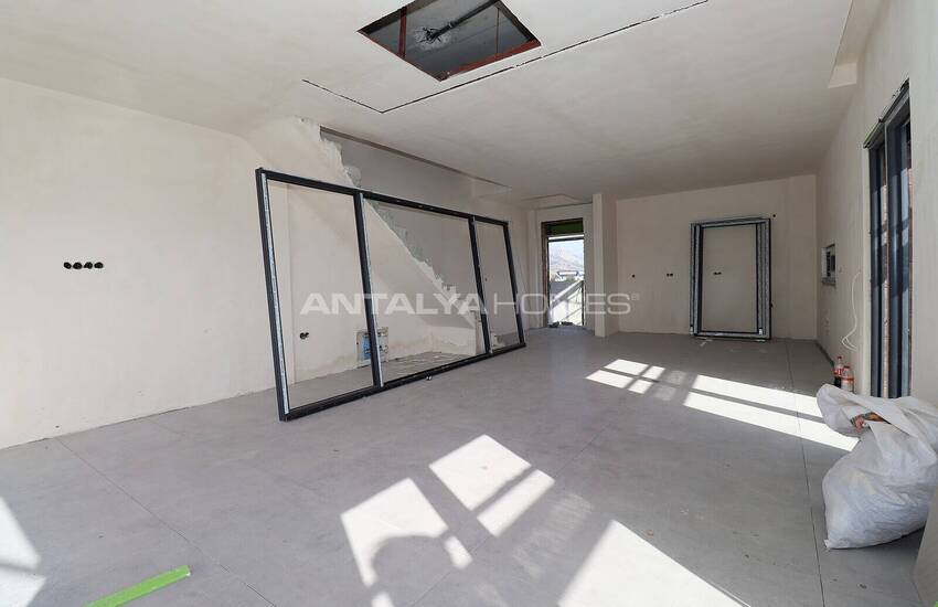 فيلا حديثة مع مسبح تدفئة تحت البلاط في دوشمالتي ينيكوي 20