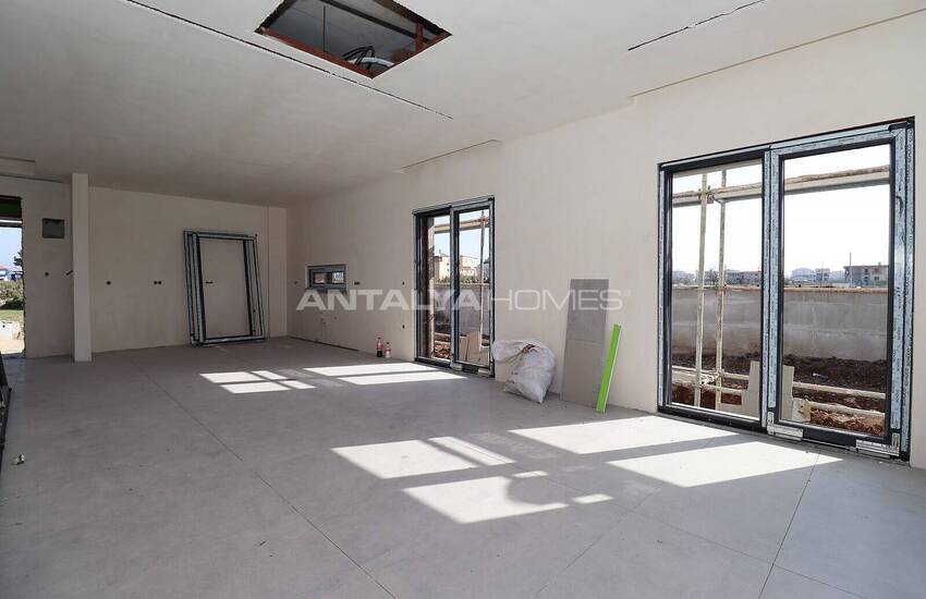 فيلا حديثة مع مسبح تدفئة تحت البلاط في دوشمالتي ينيكوي 21