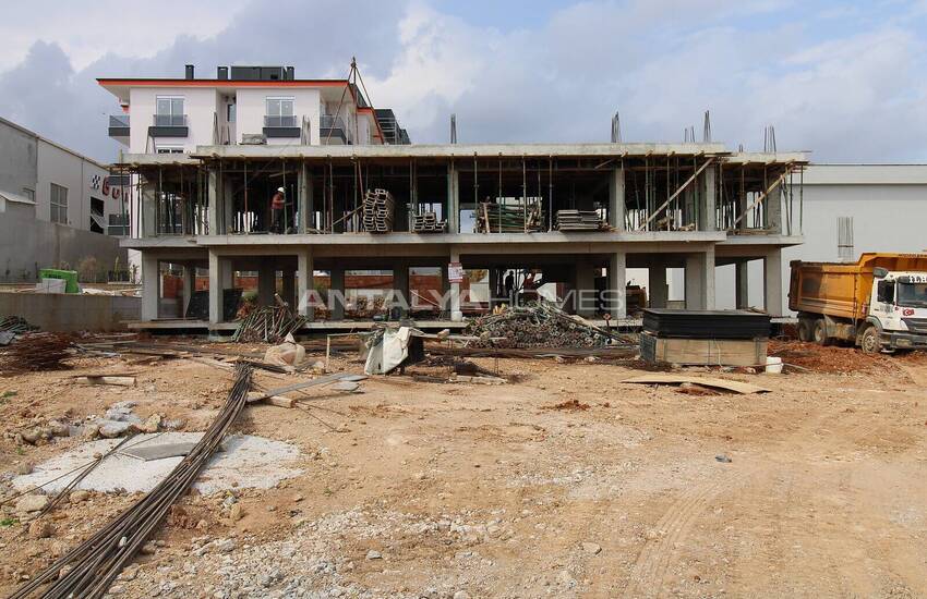 شقق حديثة مع حديقة واسعة في مجمع مع مسبح في أكسو ألتيناش 15