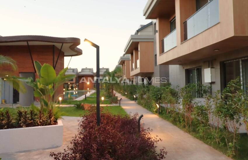 Luxuriöse Villen Mit Innenparkplatz In Antalya Dosemealti 39