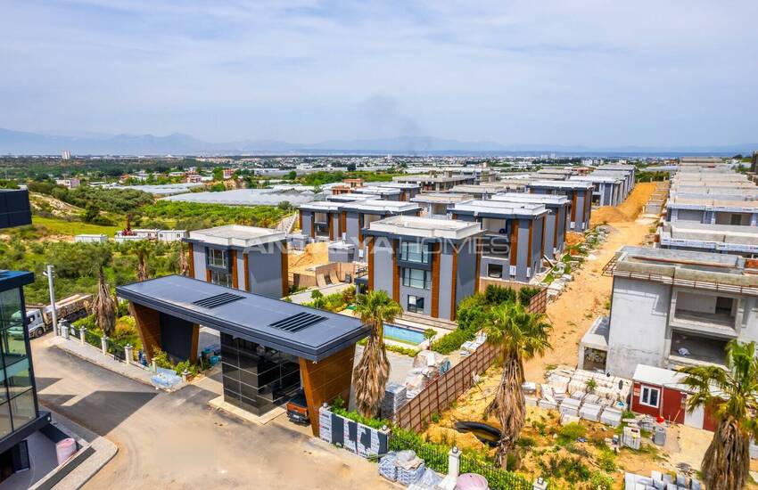 فيلات منفصلة مع مسبح خاص وحديقة في أكسو مانديرلار 38