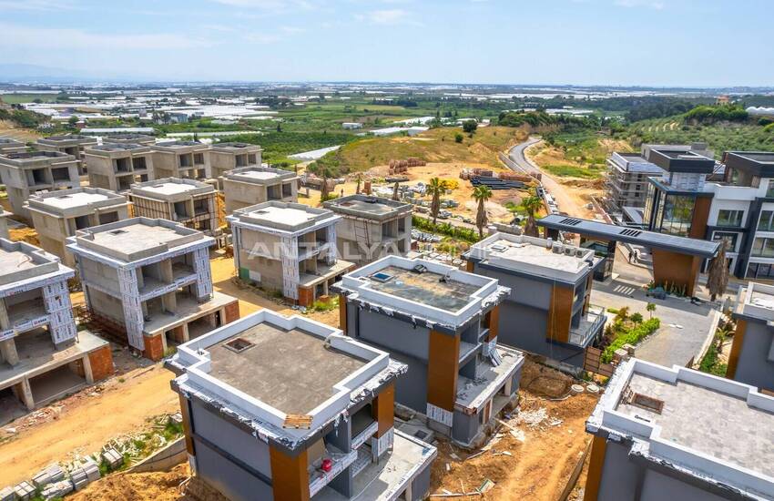 فيلات منفصلة مع مسبح خاص وحديقة في أكسو مانديرلار 40