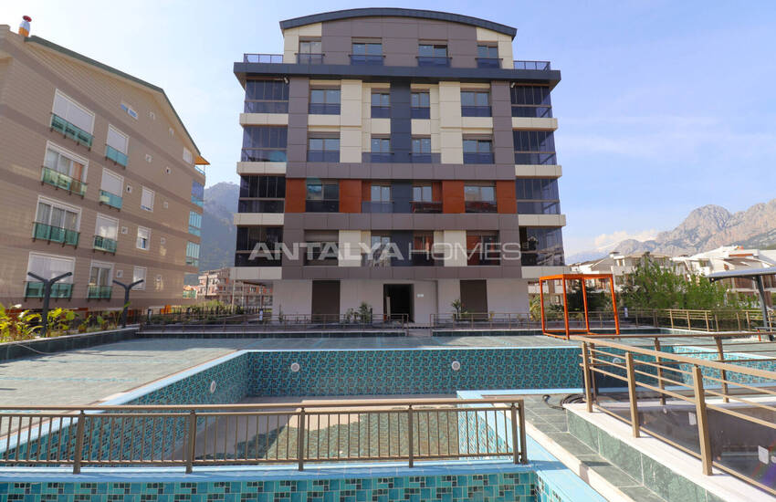 Apartments in a Complex with a Pool in Konyaalti Sarisu 23