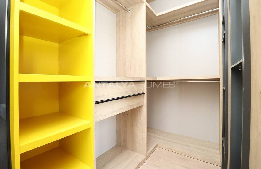 Hus Med Vinterträdgård Och Öppen Parkering I Antalya Altinkale 22