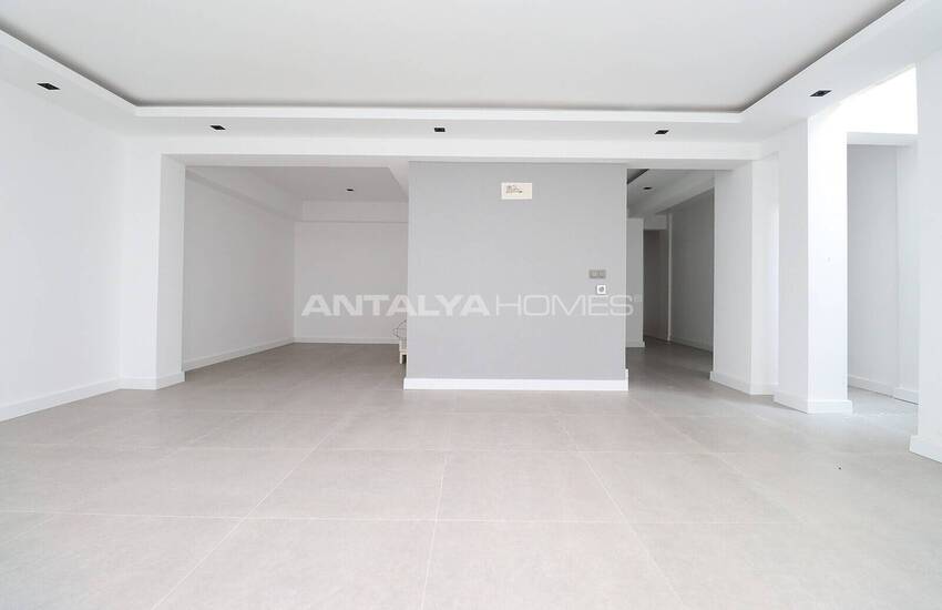 Hus Med Vinterträdgård Och Öppen Parkering I Antalya Altinkale 30