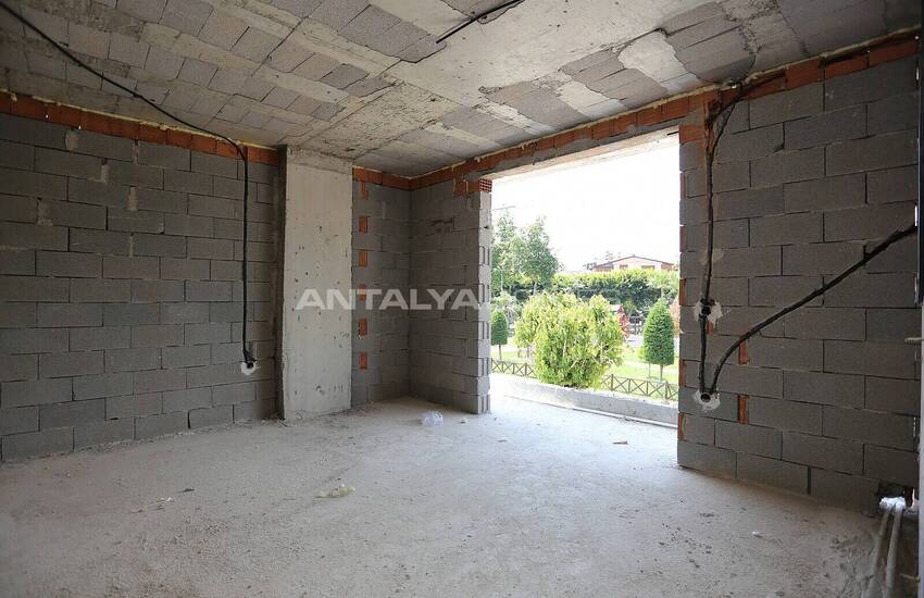 شقق مع موقف سيارات داخلي في أنطاليا كوشكافاجي 9