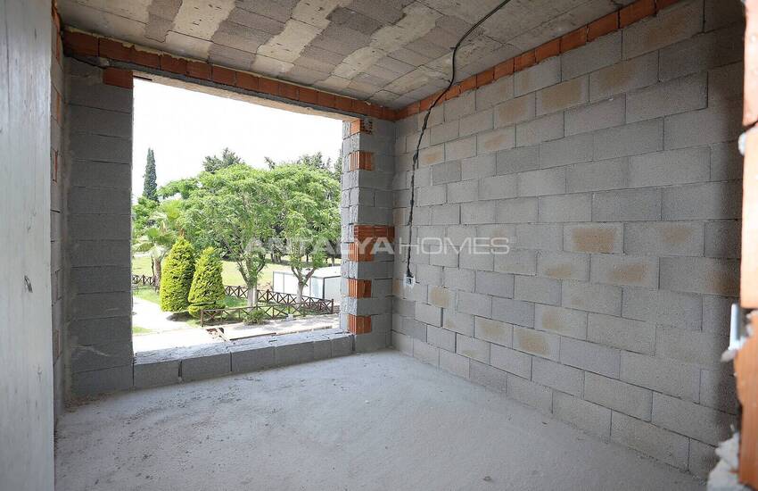 شقق مع موقف سيارات داخلي في أنطاليا كوشكافاجي 11