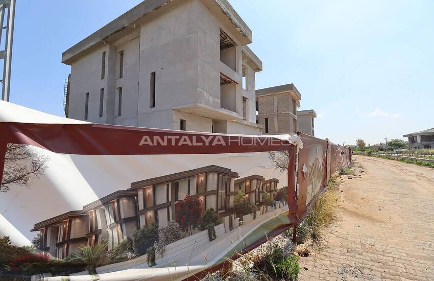 Antalya Döşemealtı'nda Şömineli Müstakil Gayrimenkuller 27