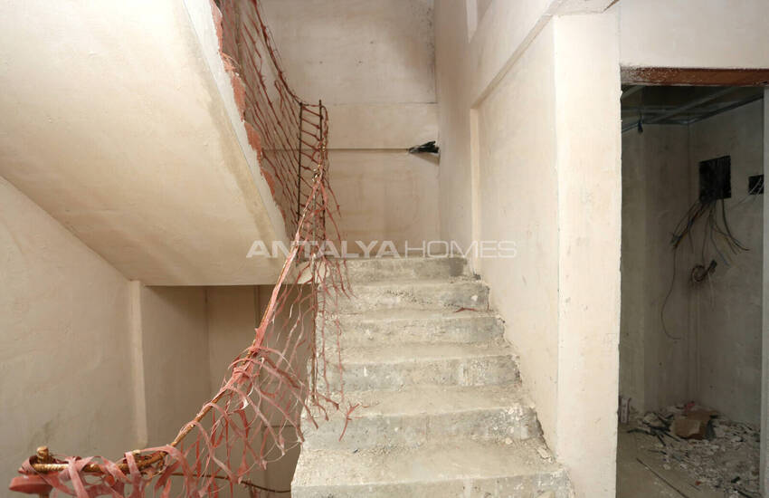 Flats with Parking Lot and Smart Home System in Antalya 18