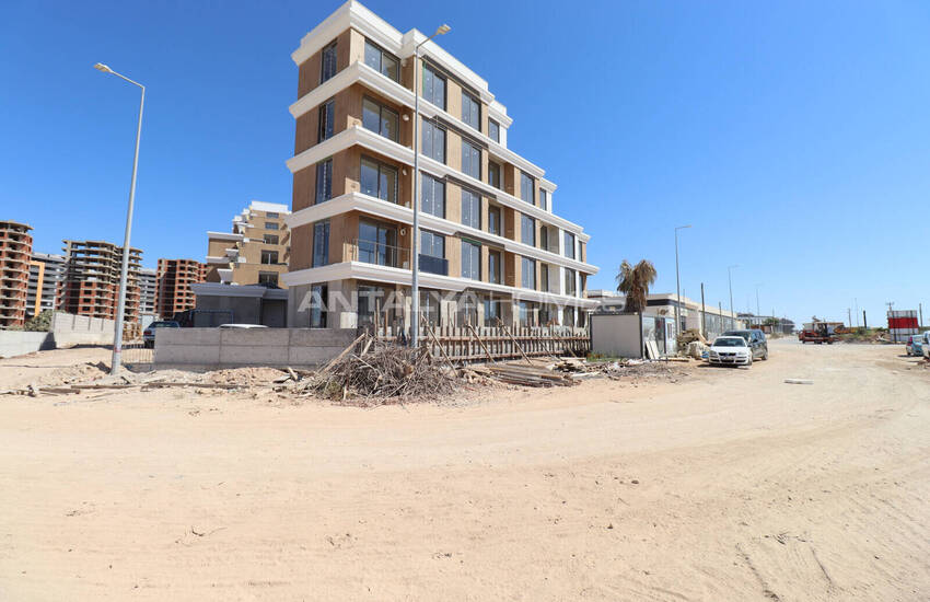 Investment Wohnungen Mit 400 M² Pool In Antalya Aksu 23