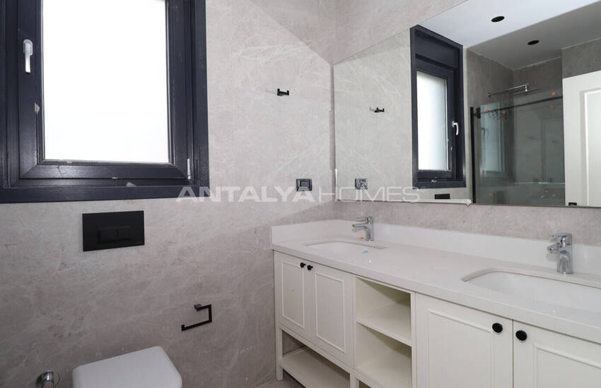 Villas Close to Main Road in Antalya Dosemealti 16