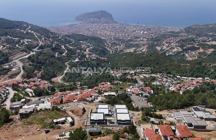 Дома с частными бассейнами и садами в Алании 10